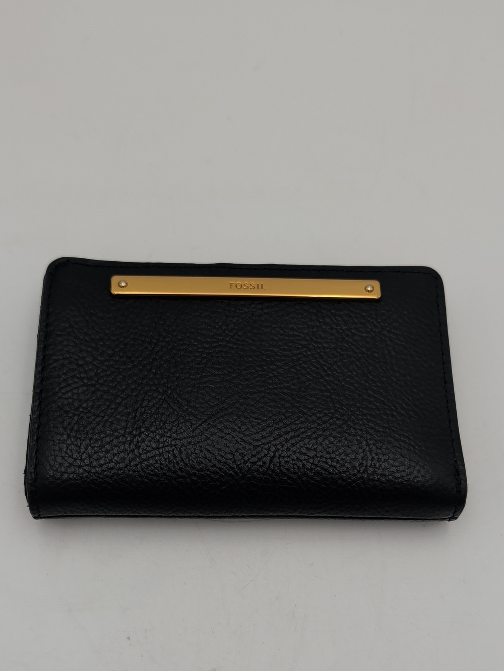 Fossil Leather Zip Closure Wallet